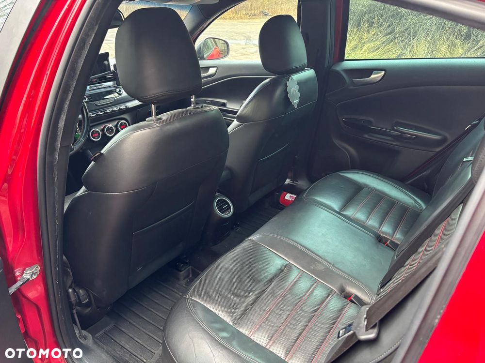 Alfa Romeo Giulietta - 8