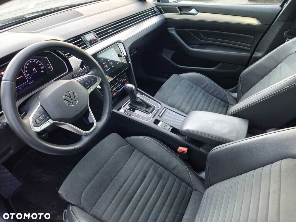 Volkswagen Passat 1.5 TSI EVO Elegance DSG - 8