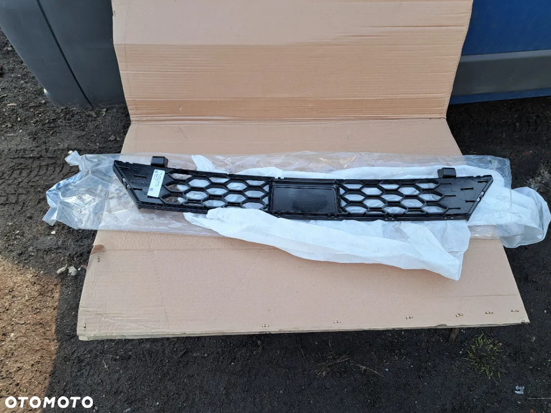 Kratka środkowa Ford Edge II MK-2 Lift ST-Line 2289950 KT4B-17K945-GB59B8 - 5