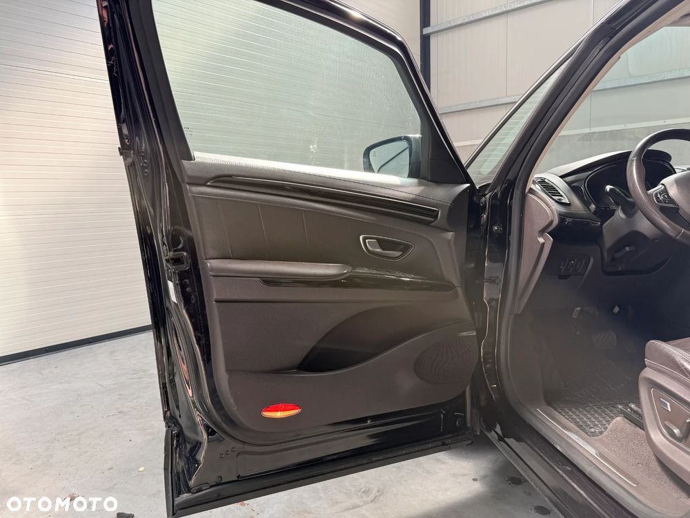 Renault Espace 1.6 TCE Initiale Paris EDC 7os - 15