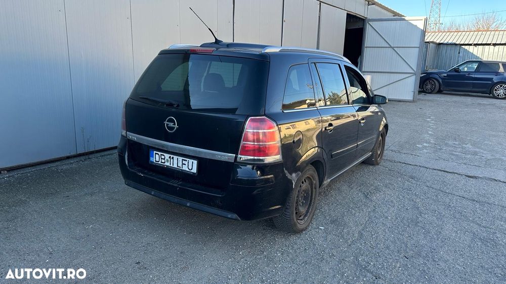 Opel Zafira - 3