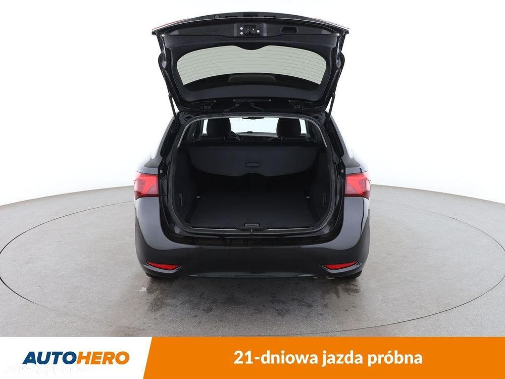 Toyota Avensis 1.8 Prestige - 17
