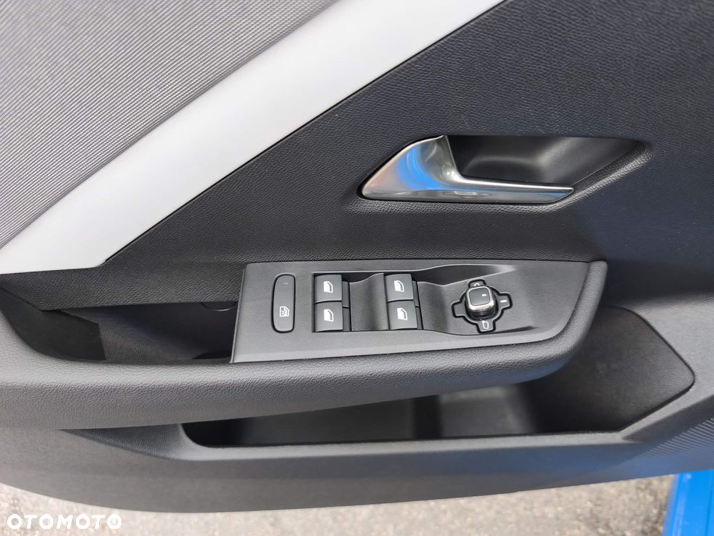 Opel Astra - 34