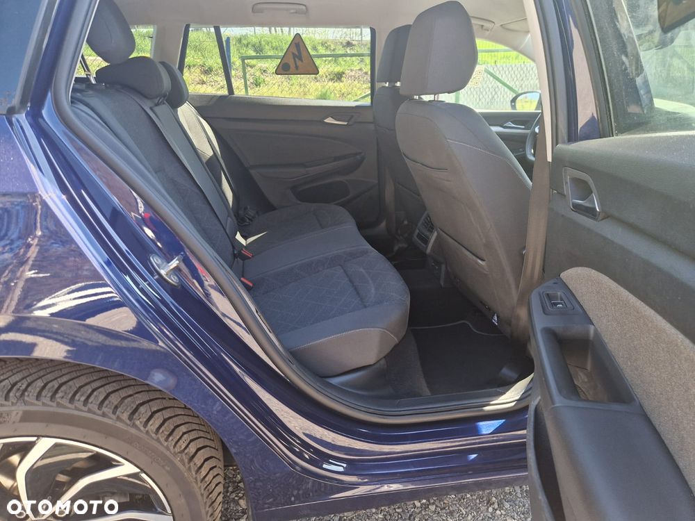 Volkswagen Golf 1.0 eTSI OPF DSG Active - 15