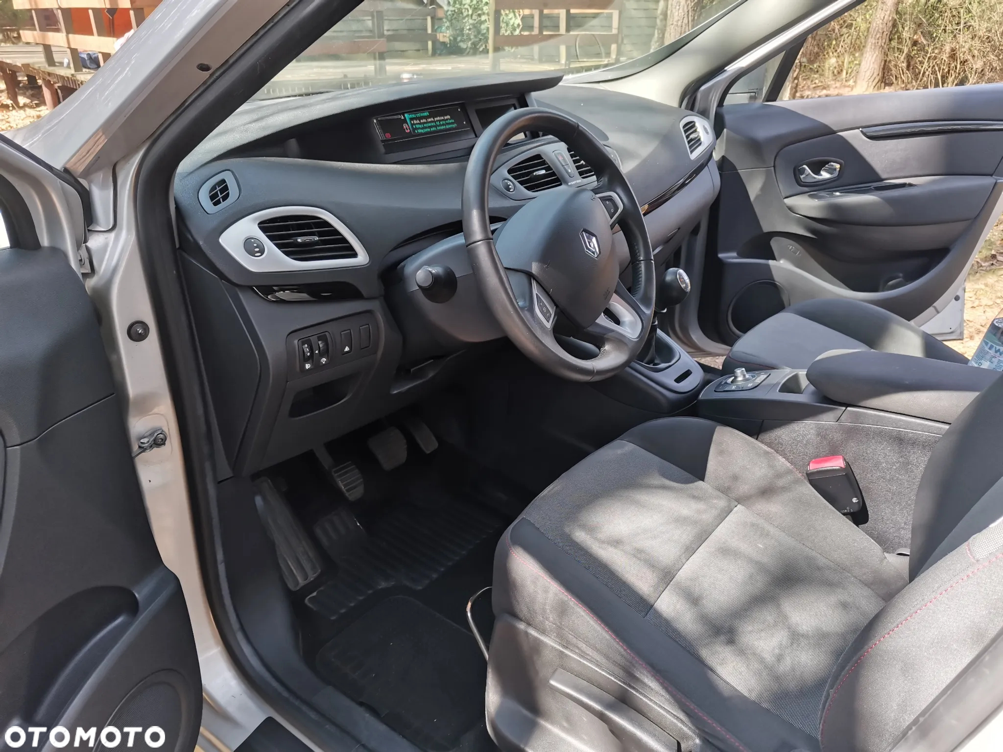 Renault Scenic 1.5dCi TomTom Edition - 13