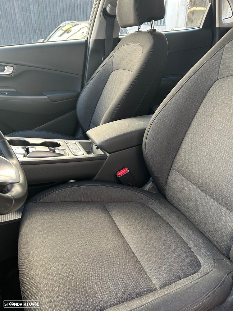 Hyundai Kauai EV 39 kWh Executive - 11