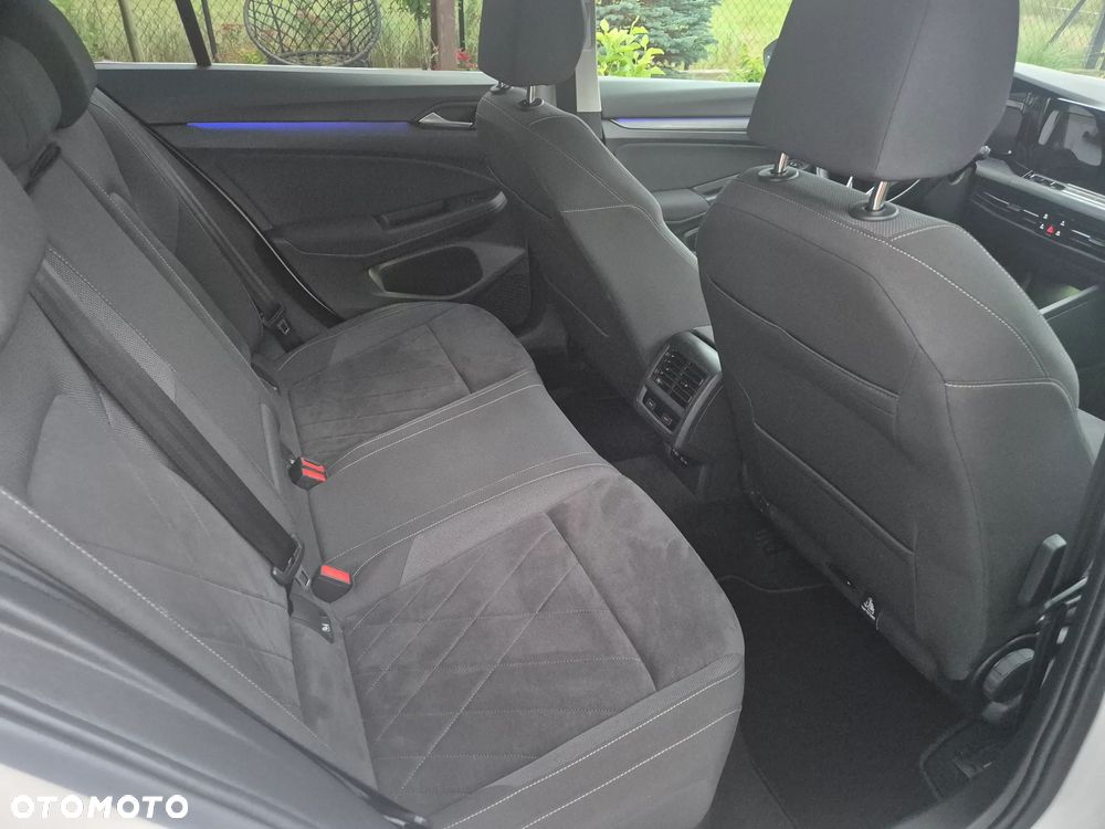 Volkswagen Golf - 13