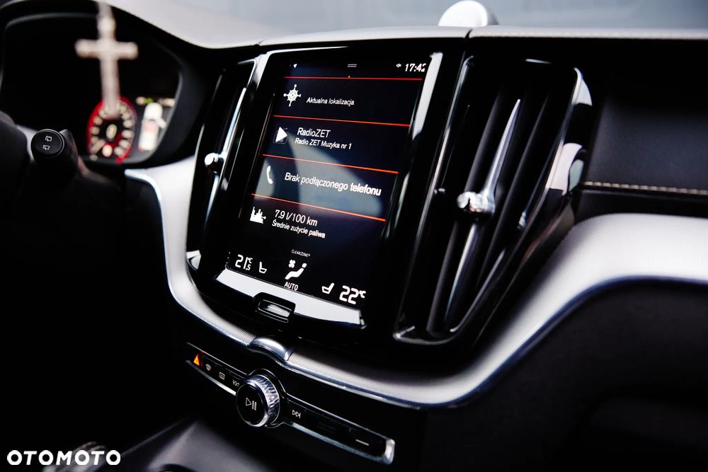 Volvo XC 60 D4 SCR AWD R-Design - 38