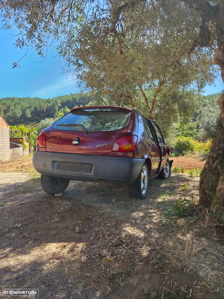Ford Fiesta 1.25 Techno - 5