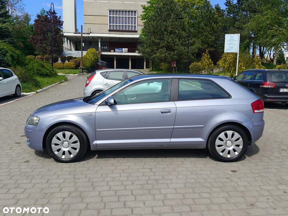 Audi A3 3-drzwiowe 1.9 TDI DPF S Line Sportpaket plus - 4