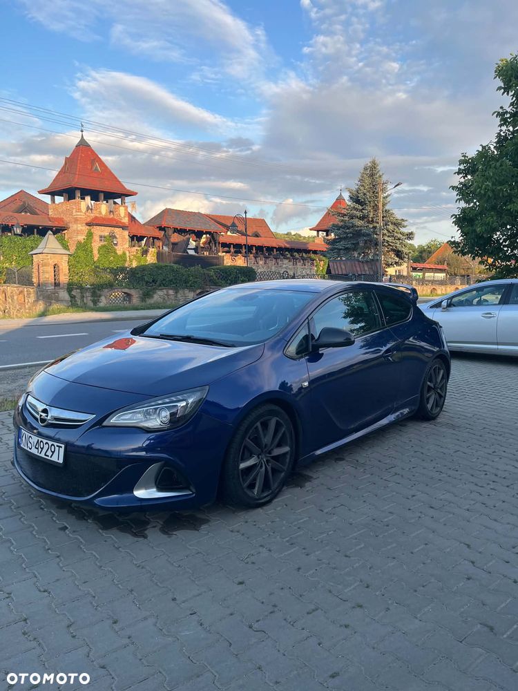 Opel Astra OPC - 3