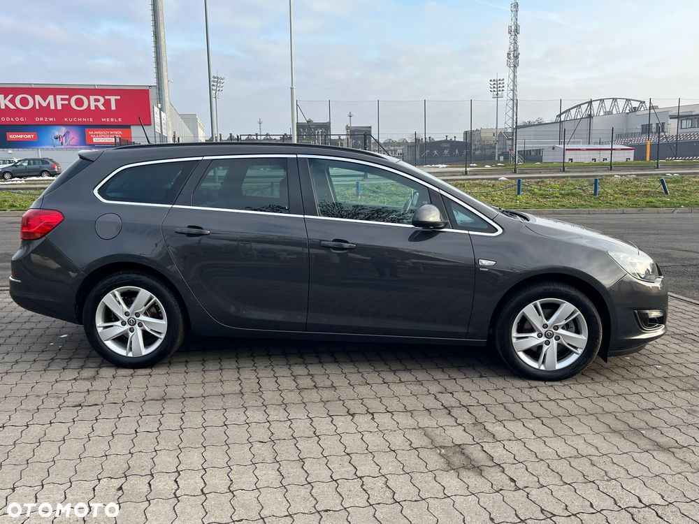 Opel Astra 1.6 CDTI DPF ecoFLEX TourerStart/Stop ENERGY - 9