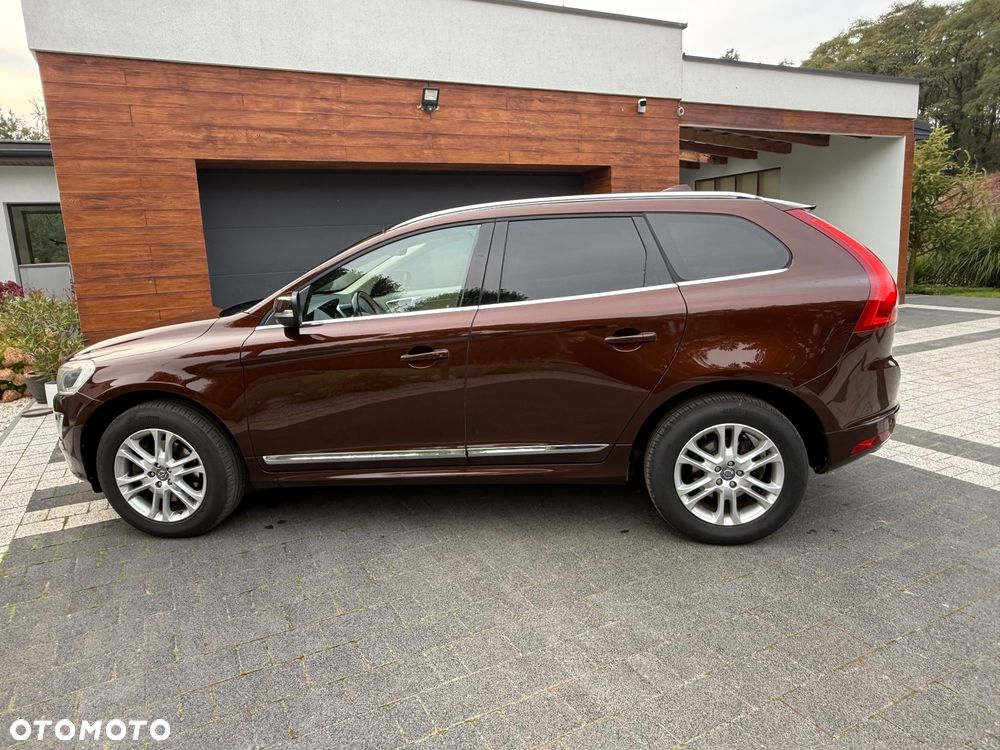 Volvo XC 60 D5 AWD Summum - 7