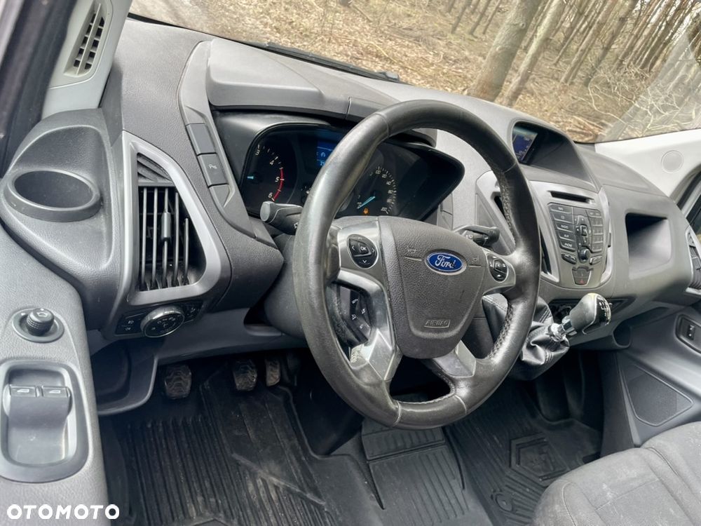 Ford TRANSIT CUSTOM - 6