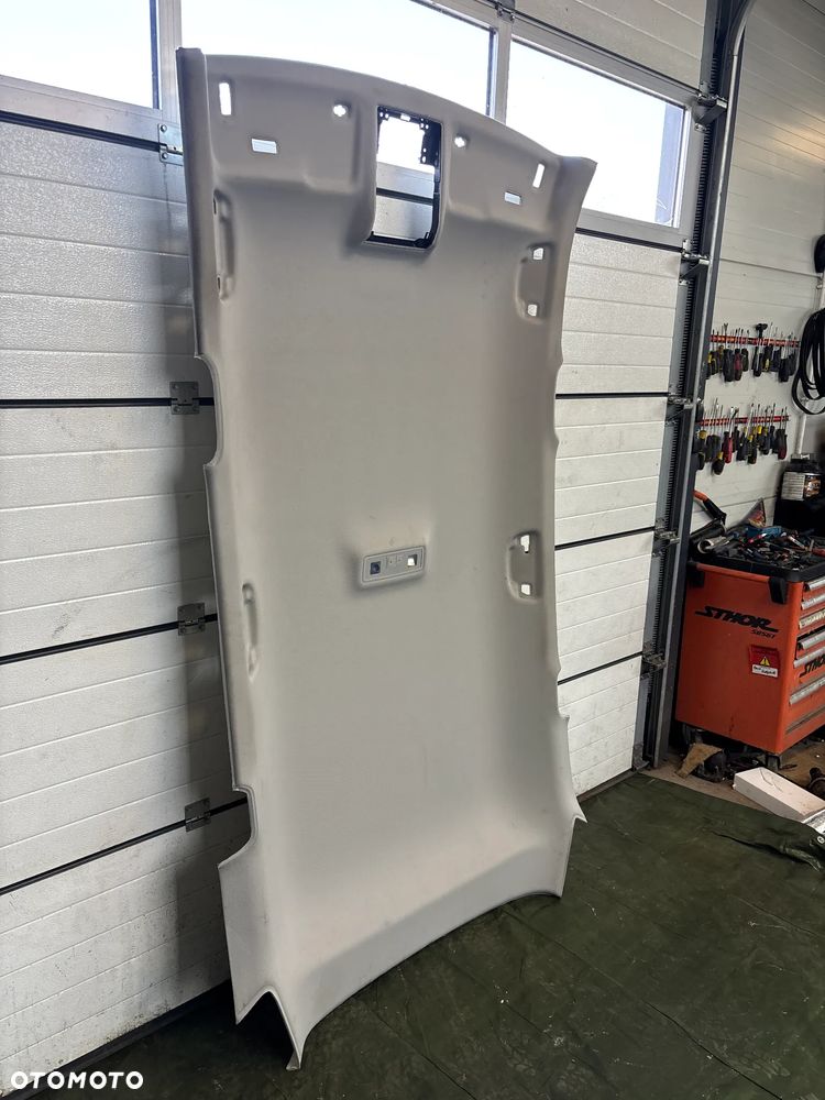 Skoda Superb III 3 kombi podsufitka 3V9867501H - 2