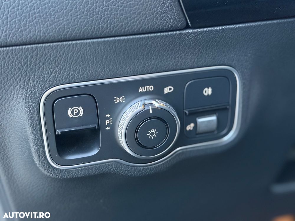 Mercedes-Benz GLA 250 e 8G-DCT Style - 23