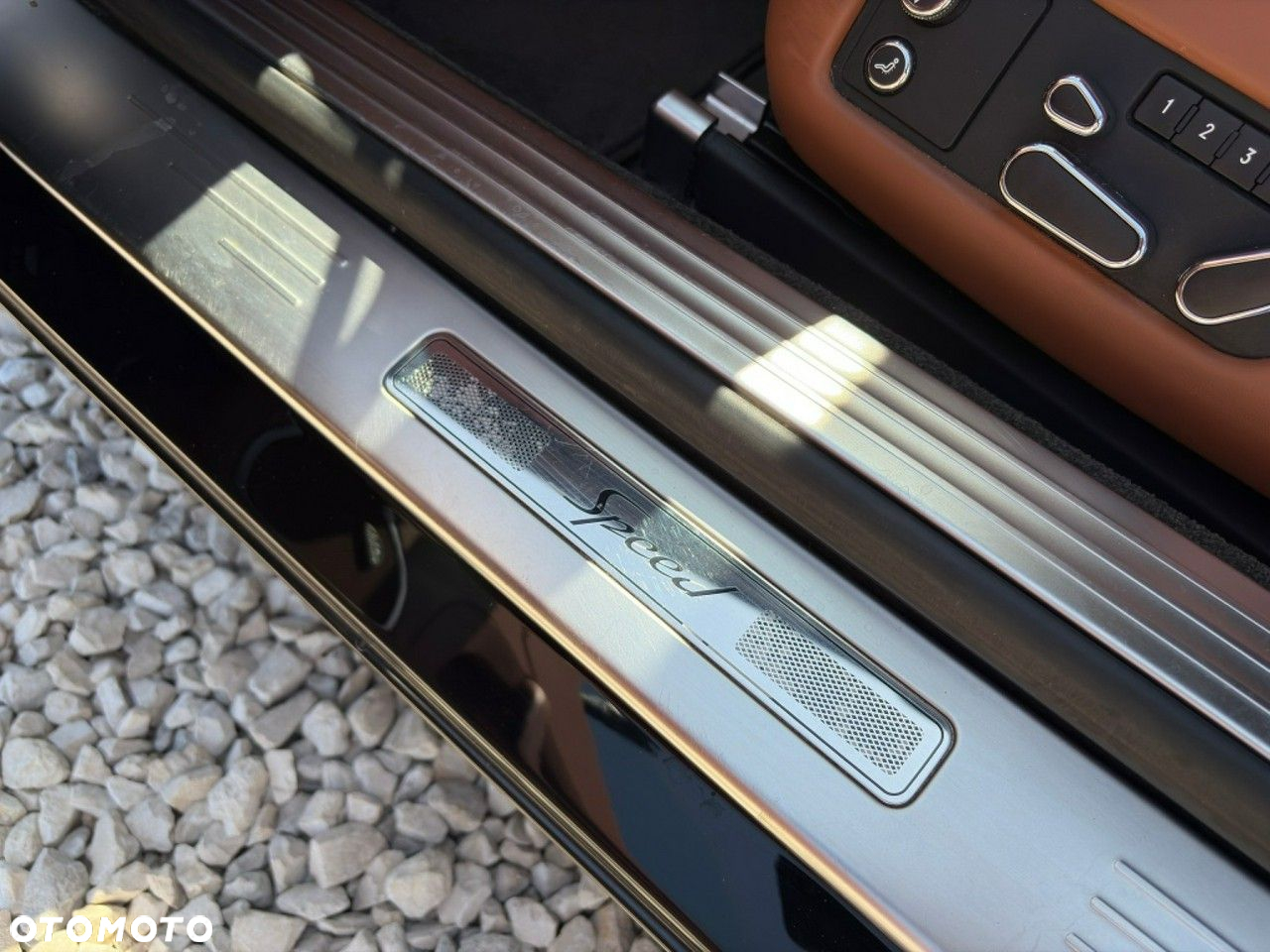 Bentley Continental GT - 19