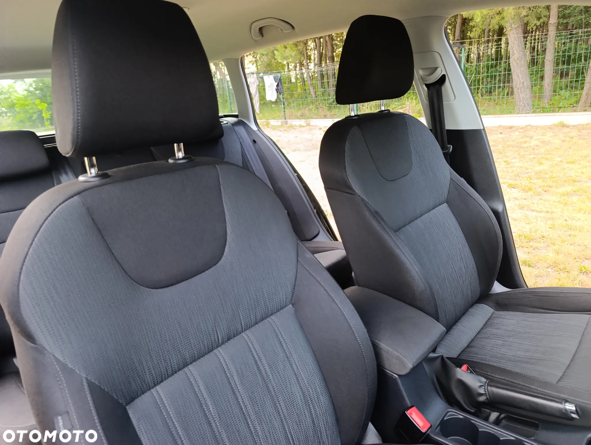 Skoda Octavia Combi 2.0 TDI DSG Style - 20
