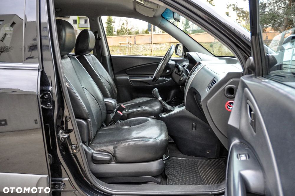 Hyundai Tucson 2.0 CRDi VGT 2WD GLS - 11
