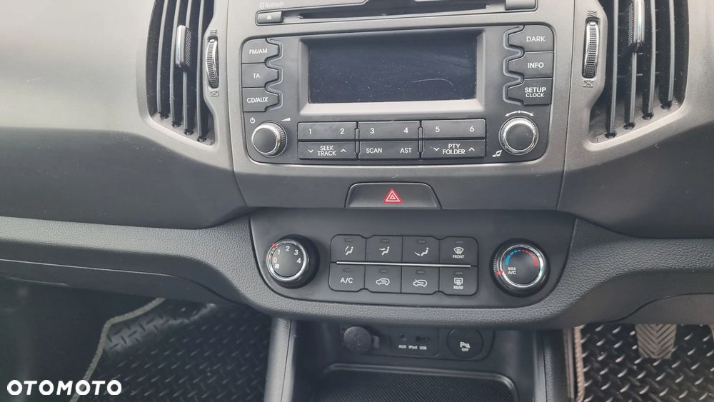 Kia Sportage 1.7 CRDI 2WD ISG Spirit - 12