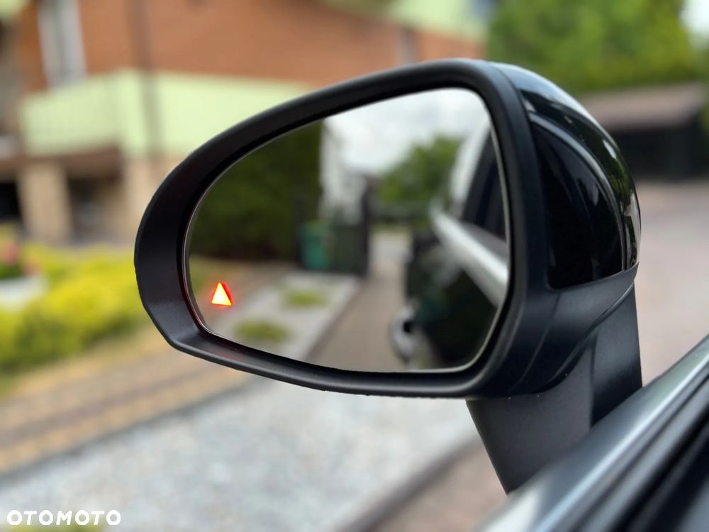 Mercedes-Benz GLC 220 d 4Matic 9G-TRONIC Avantgarde Advanced - 36
