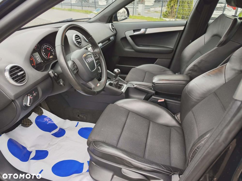 Audi A3 Sportback 2.0 TDI DPF S line Sportpaket (plus) - 17