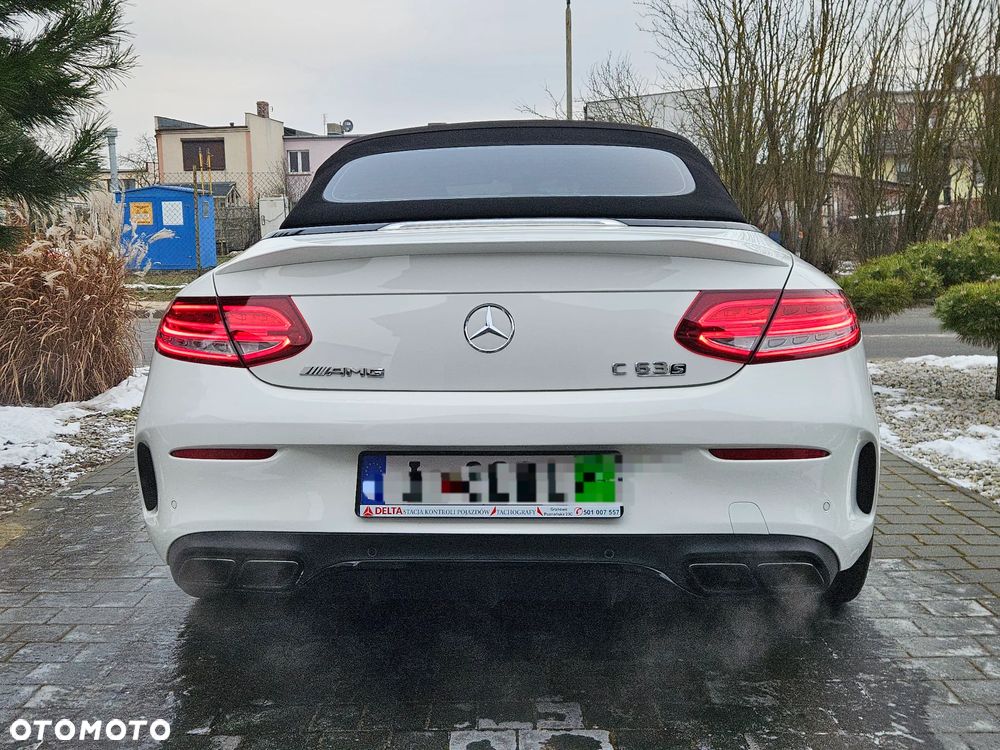 Mercedes-Benz Klasa C AMG 63 S AMG Speedshift 7G-MCT - 27