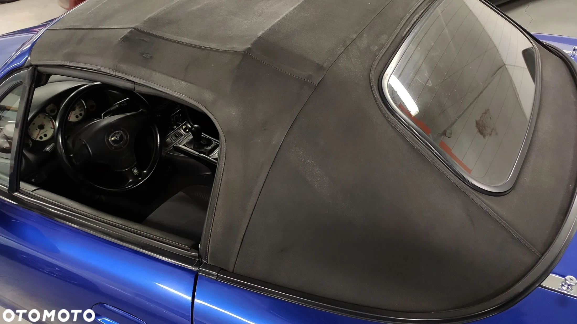 Mazda MX-5 1.9i 16V - 24