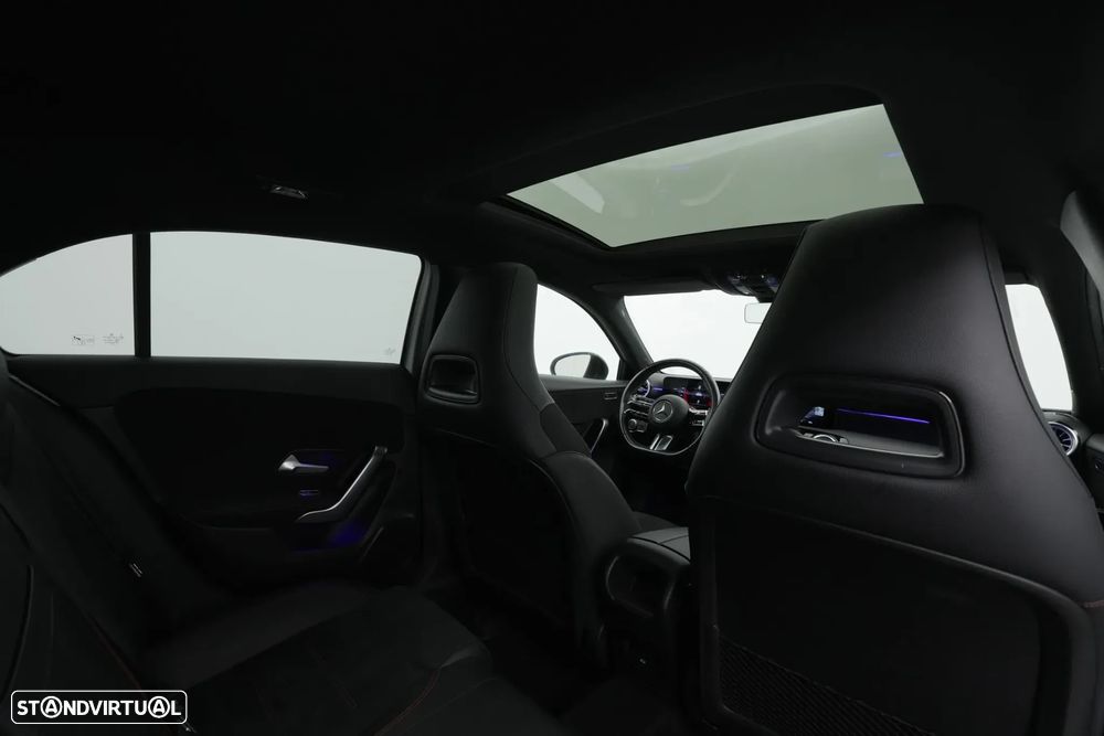 Mercedes-Benz A 200 AMG Line Aut. - 26