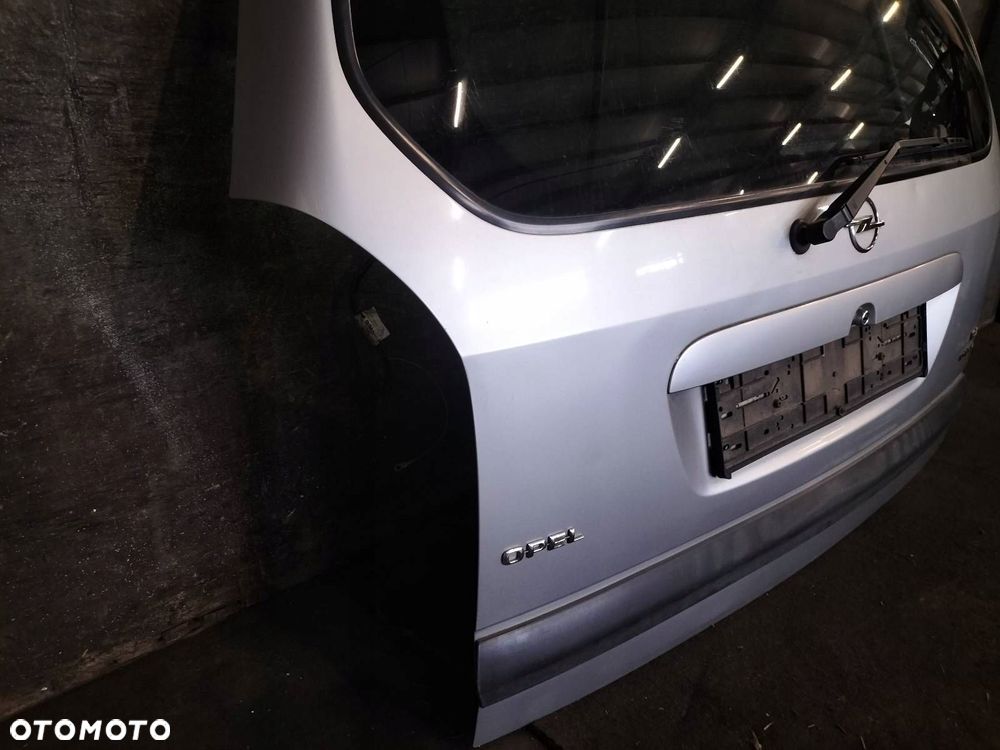 KOMPLETNY TYŁ KLAPA BAGAŻNIKA ZDERZAK TYŁ LAMPY OPEL ZAFIRA A Z147 - 14