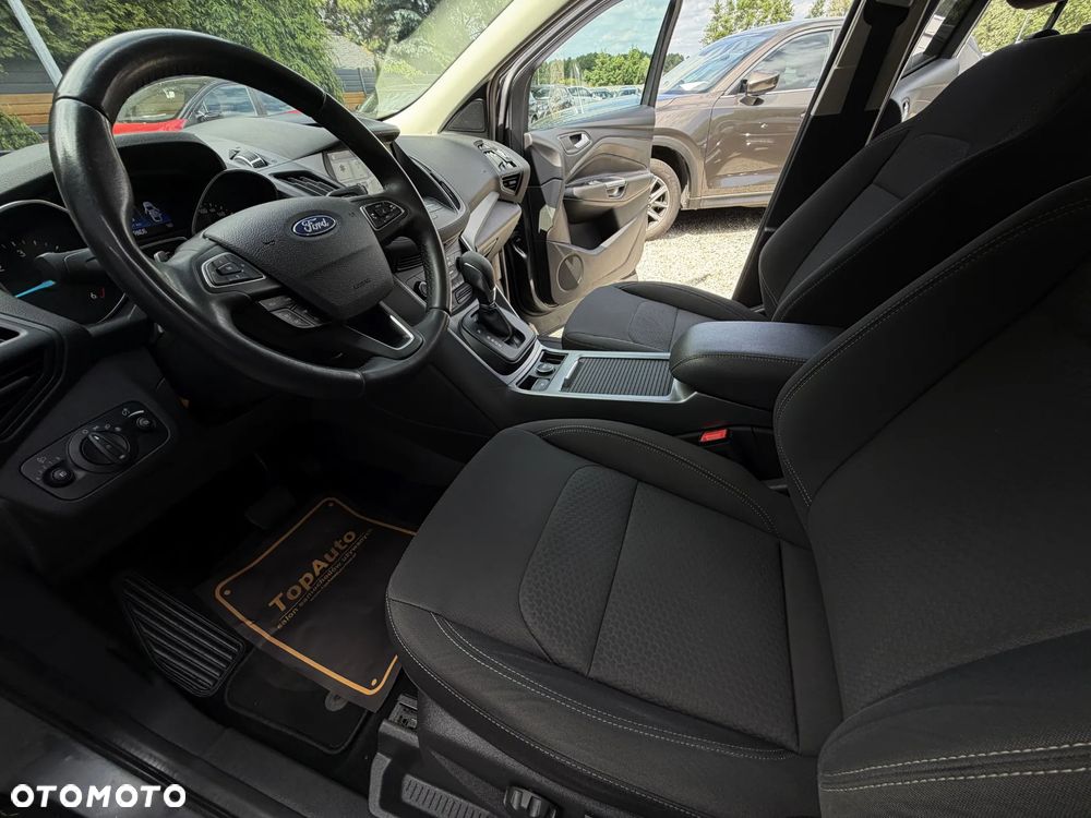 Ford Kuga 2.0 TDCi 2x4 Titanium - 18