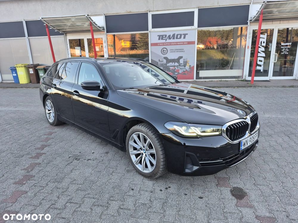 BMW Seria 5 520d xDrive - 1