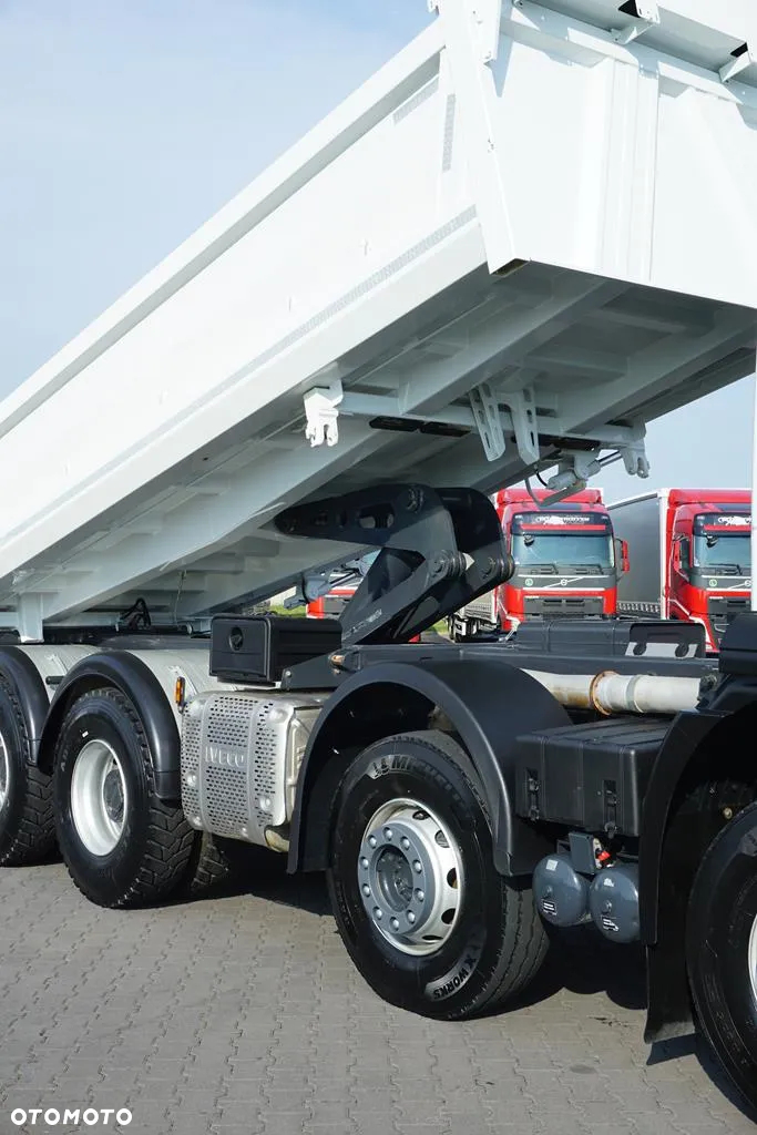 Iveco / TRAKKER / 480 / E 6 / WYWROTKA / 8 X 4 / HYDROBURTA / RETARDER - 16