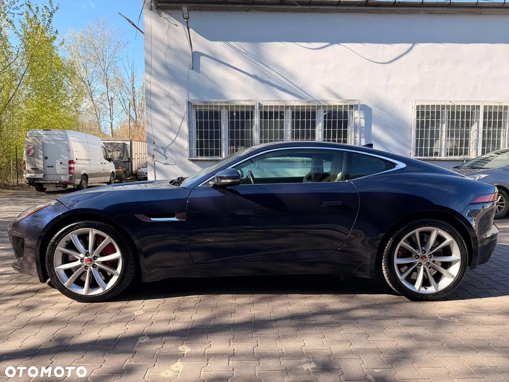 Jaguar F-Type - 15
