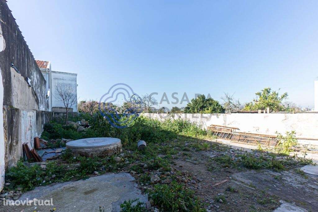 Moradia T4 para reconstrução em Matosinhos - Grande imagem: 5/34