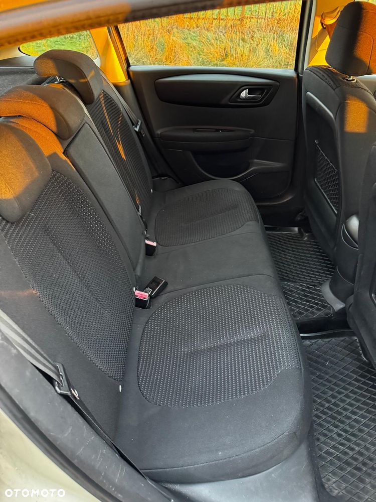 Citroën C4 1.6 HDi SX - 7
