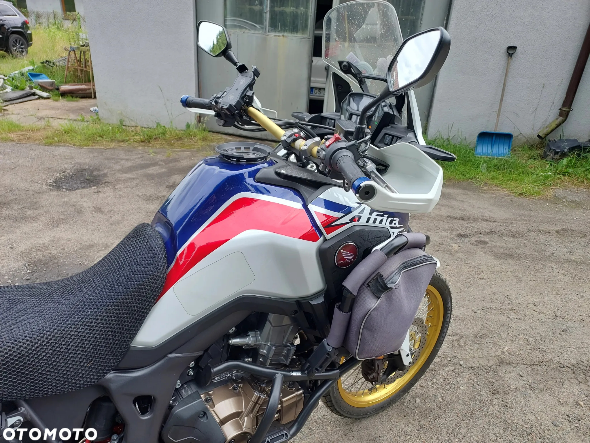 Honda CRF - 9