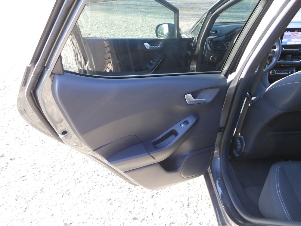 Ford Fiesta 1.0 EcoBoost Hybrid S&S TITANIUM - 13