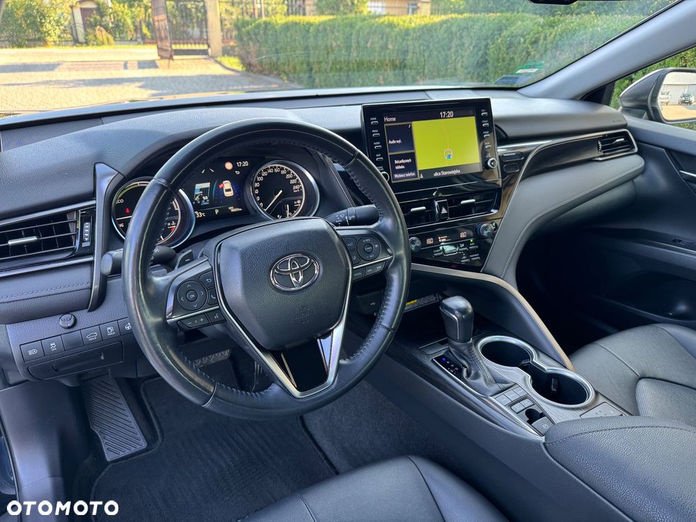 Toyota Camry 2.5 Hybrid Executive CVT - 14
