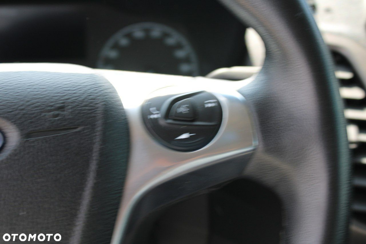 Ford Transit Connect - 21