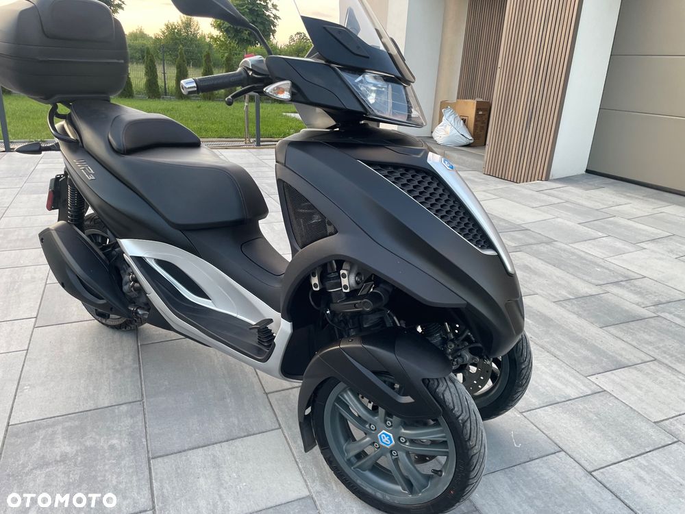 Piaggio MP-3 - 19