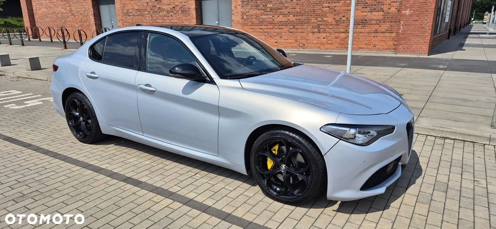 Alfa Romeo Giulia 2.0 Turbo TI Q4 - 7