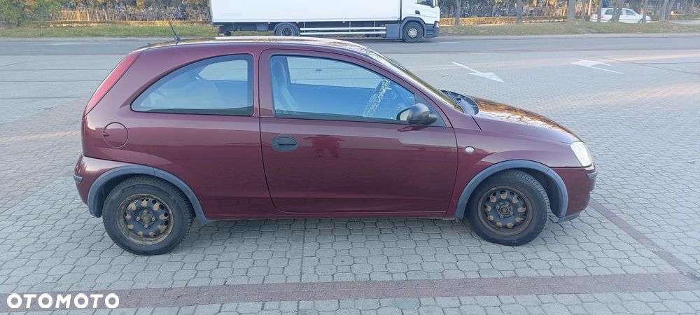 Opel Corsa 1.0 12V Essentia - 4