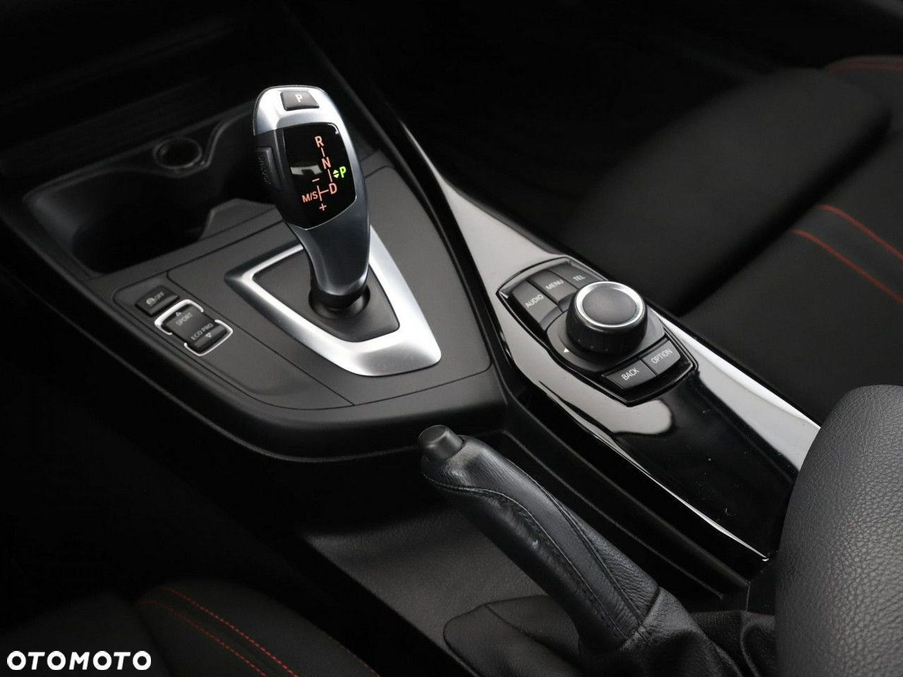 BMW Seria 1 - 28