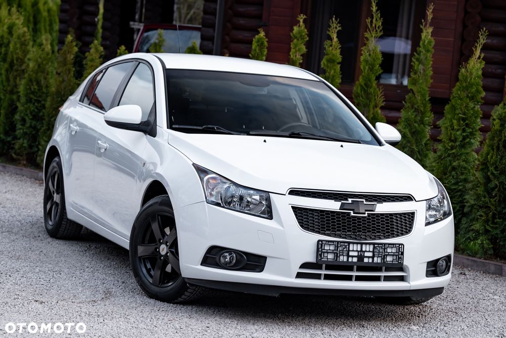 Chevrolet Cruze 1.8 LS - 4