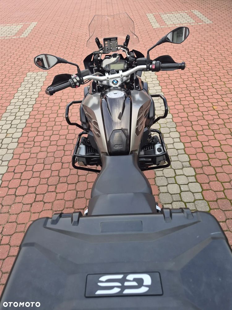 BMW RS - 6