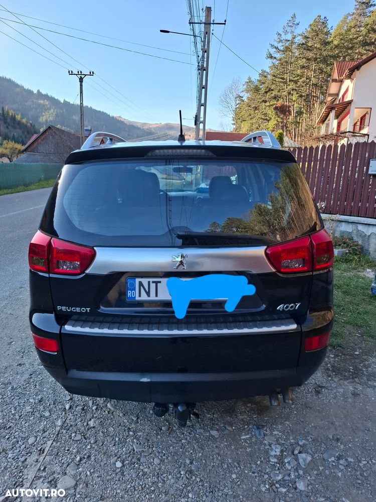 Peugeot 4007 - 2
