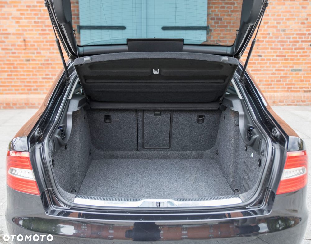 Skoda Superb 2.0 TDI 4x4 Elegance DSG - 17