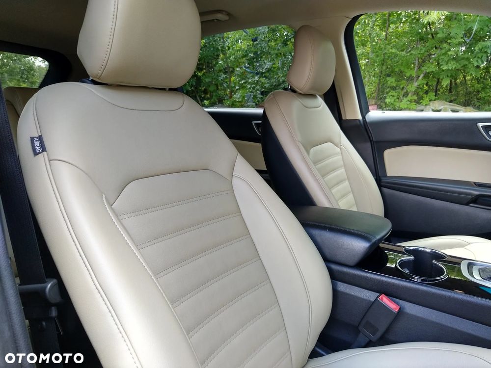 Ford Edge - 16