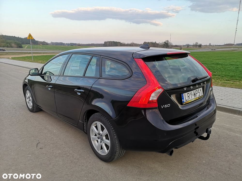 Volvo V60 T3 - 3